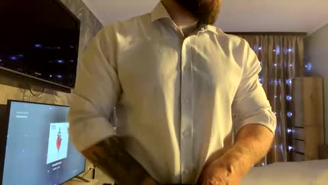 muscularjuggler online show from 8, 2, 2026