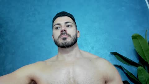 muscularmaster onlyfans online show from 22, 1, 2025