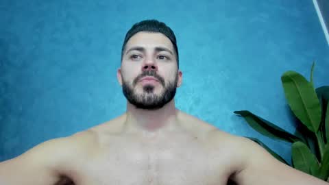 muscularmaster onlyfans online show from 17, 2, 2025