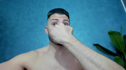 muscularmaster onlyfans online show from 5, 3, 2025