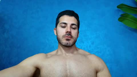 Snapshot of muscularmaster chatting on 29, 5, 2026 muscularmaster onlyfans online show from 29, 5, 2026