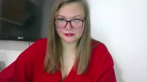 Snapshot of musechic_wild chatting on 1, 3, 2026 musechic_wild online show from 1, 3, 2026