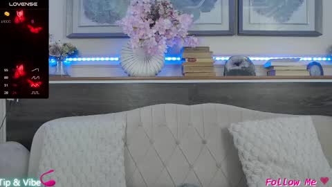 Snapshot of musedollx chatting on 15, 9, 2025 Luna online show from 15, 9, 2025