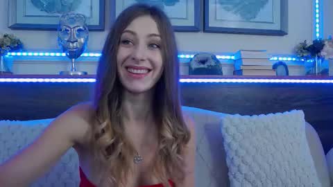 Snapshot of musedollx chatting on 6, 10, 2025 Luna online show from 6, 10, 2025