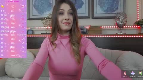 Snapshot of musedollx chatting on 8, 11, 2025 Luna online show from 8, 11, 2025