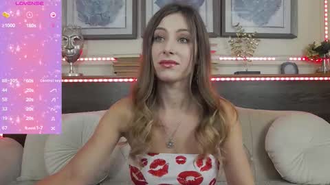 Snapshot of musedollx chatting on 16, 11, 2025 Luna online show from 16, 11, 2025