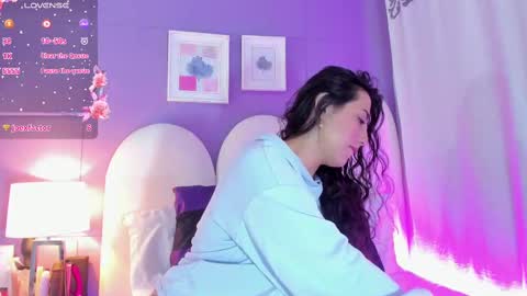 Snapshot of my_aleja_ chatting on 9, 10, 2025 my_aleja_ online show from 9, 10, 2025