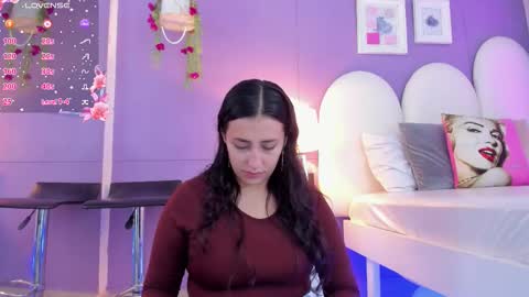 Snapshot of my_aleja_ chatting on 2, 11, 2025 my_aleja_ online show from 2, 11, 2025