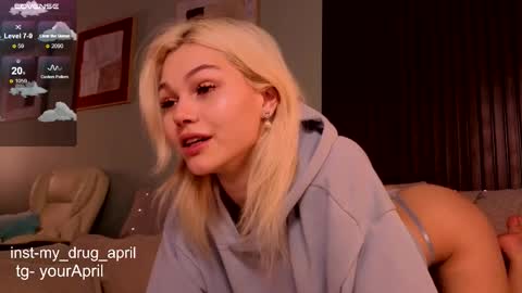 Snapshot of my_april chatting on 7, 10, 2025 April online show from 7, 10, 2025