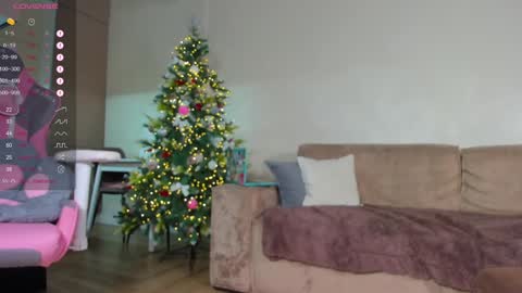 Snapshot of my_emmy chatting on 31, 1, 2025 Emmy online show from 31, 1, 2025