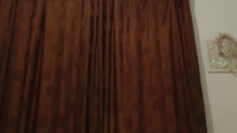     sara      i know you love me xoxox     online show from 13, 9, 2025