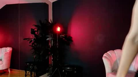 Maite online show from 5, 3, 2026