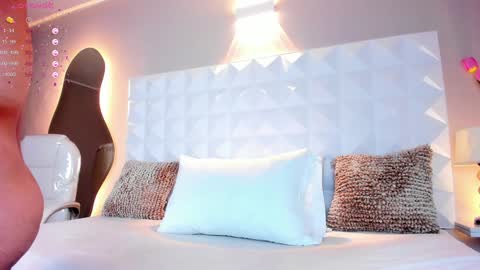 Mariana Evans online show from 8, 2, 2025