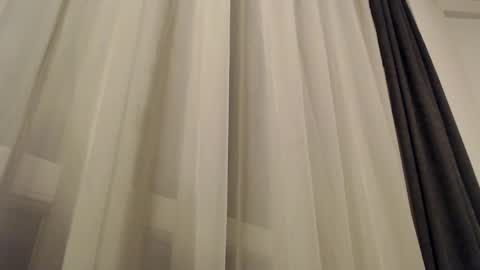 Mia kane online show from 2, 3, 2025