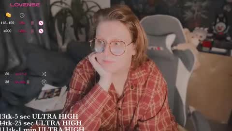 Snapshot of myanotherday chatting on 4, 12, 2025 Kate online show from 4, 12, 2025