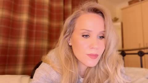 Mya-be Yours P online show from 26, 12, 2024