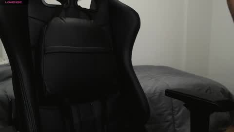 Juan  OF  myhairymacho online show from 11, 1, 2025