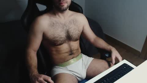 Juan  OF  myhairymacho online show from 1, 3, 2025