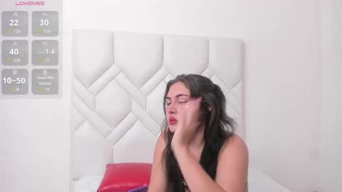 LINDA  AND EMILIO online show from 26, 4, 2026