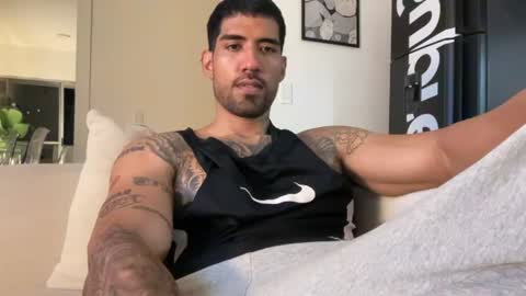 Myke esthetic online show from 16, 7, 2026
