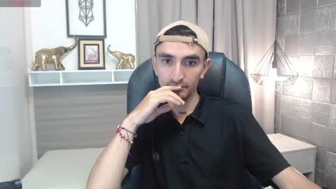 Im Mike online show from 19, 7, 2026