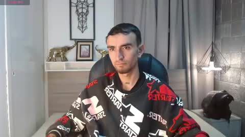 Im Mike online show from 29, 7, 2026
