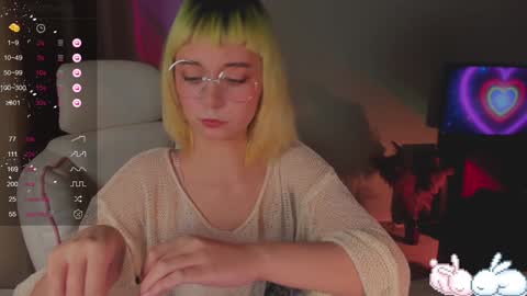 MylaFlores online show from 20, 12, 2024