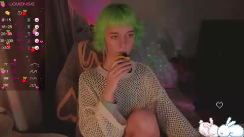 MylaFlores online show from 14, 2, 2025