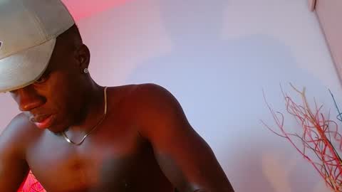 Mylo Wallace  online show from 4, 2, 2025