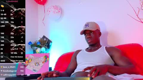 Mylo Wallace  online show from 6, 3, 2025