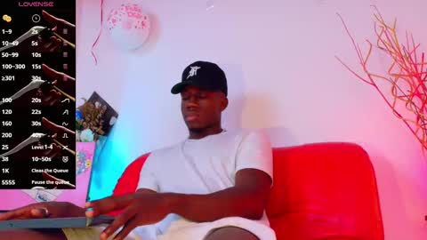 Mylo Wallace  online show from 9, 3, 2025