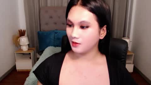 Lovely Luisa online show from 22, 12, 2025