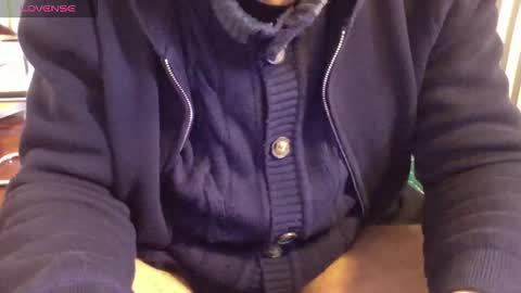 Bi sexy guy lovense hush is on private is open or password show tip if you like. online show from 4, 3, 2026