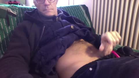 Bi sexy guy lovense hush is on private is open or password show tip if you like. online show from 5, 3, 2026