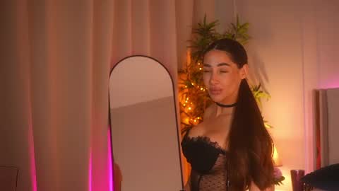 Snapshot of myriamfox_ chatting on 27, 6, 2026 Miryam online show from 27, 6, 2026