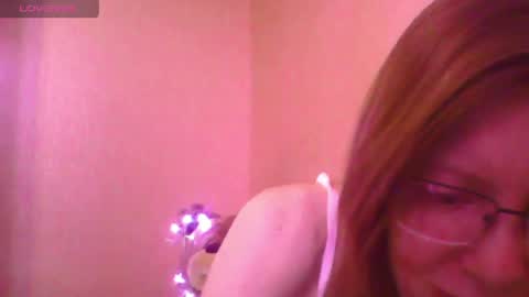 mysterious_blondy online show from 8, 4, 2026