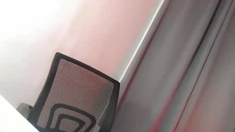 Snapshot of mysterious_kim chatting on 20, 10, 2025 kimmy online show from 20, 10, 2025