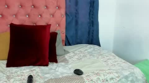 Snapshot of mystery_couple0 chatting on 2, 6, 2026 Mystery couple online show from 2, 6, 2026