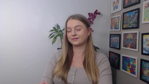 Erica online show from 4, 12, 2024