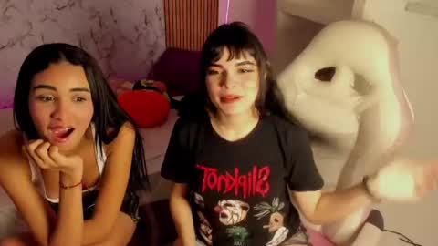 Snapshot of mysticamber1 chatting on 29, 11, 2025 mysticamber1 online show from 29, 11, 2025