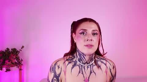 Snapshot of mystikdollx chatting on 31, 5, 2026 Misteika online show from 31, 5, 2026