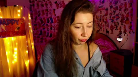 Snapshot of mystydew chatting on 3, 1, 2025 MystyDew online show from 3, 1, 2025