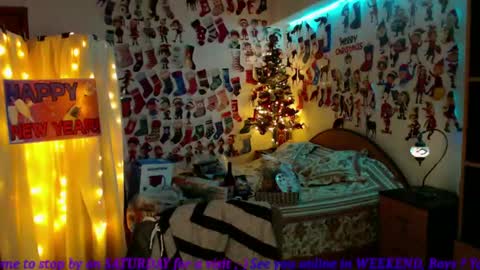 Snapshot of mystydew chatting on 17, 1, 2025 MystyDew online show from 17, 1, 2025