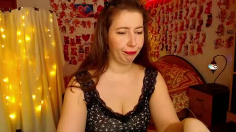 Snapshot of mystydew chatting on 12, 3, 2025 MystyDew online show from 12, 3, 2025