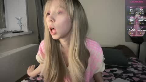 Vanessa and Julia  online show from 25, 2, 2025