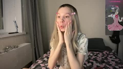 Vanessa and Julia  online show from 26, 2, 2025