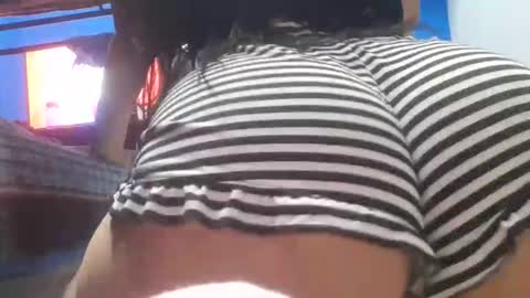 Snapshot of naayel chatting on 20, 10, 2025 SofiaBliss online show from 20, 10, 2025