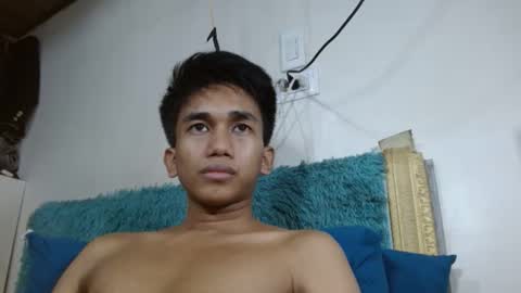 nachos072800 online show from 25, 4, 2026