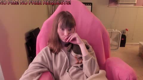 Natalie Marlo online show from 4, 2, 2025