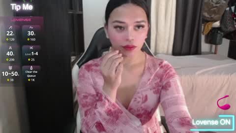 Nadia online show from 3, 5, 2026